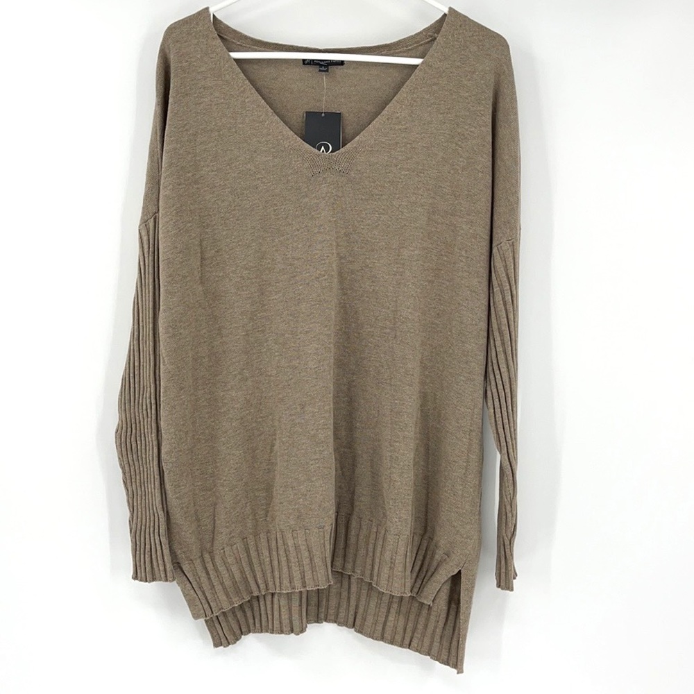 Adrianna papell NWT Women’s sweater large